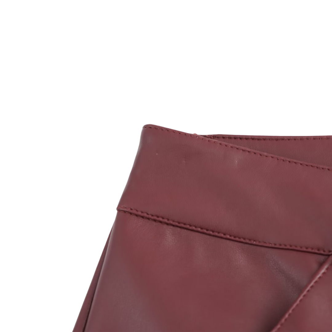 Pantalones de cuero burdeos